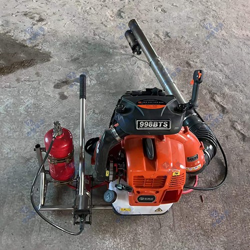 吹雪融冰机的使用流程教导